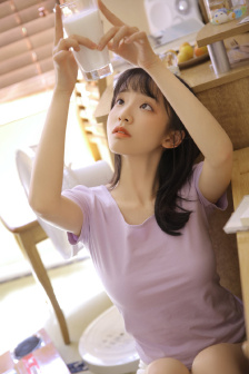 年轻的妻子2在线观看